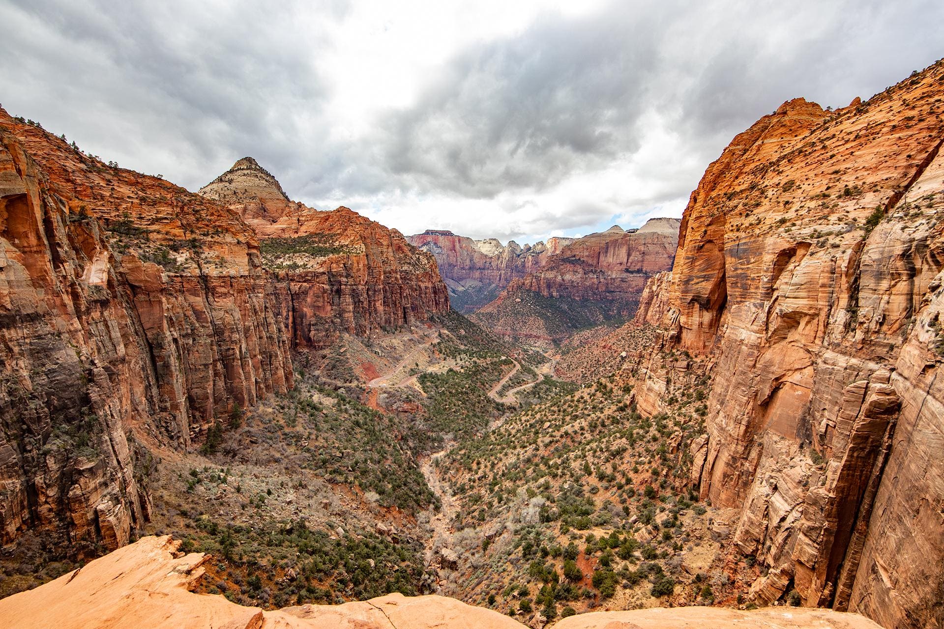 Hiking The Canyon Overlook Trail At Zion National Park